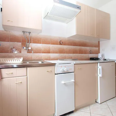 Dragana 1508 Porec